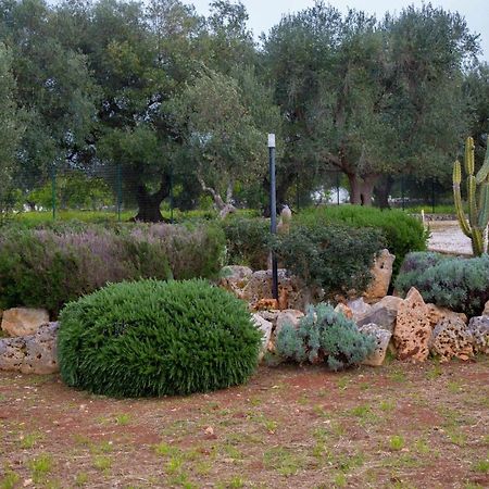 Trullo Terra Di Alix Ostuni Exterior foto